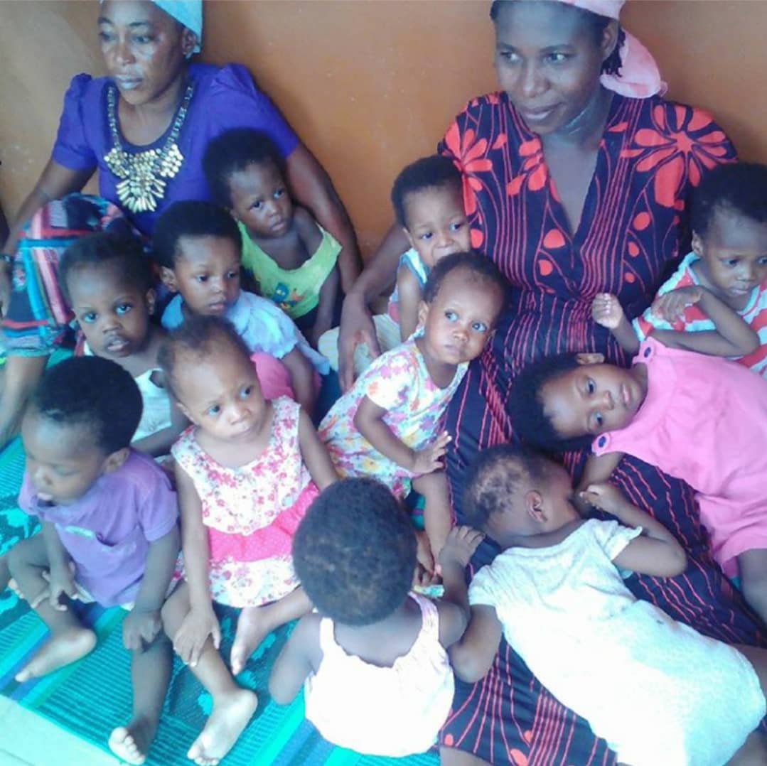 ROTDINNAH FOUNDATION team working with community